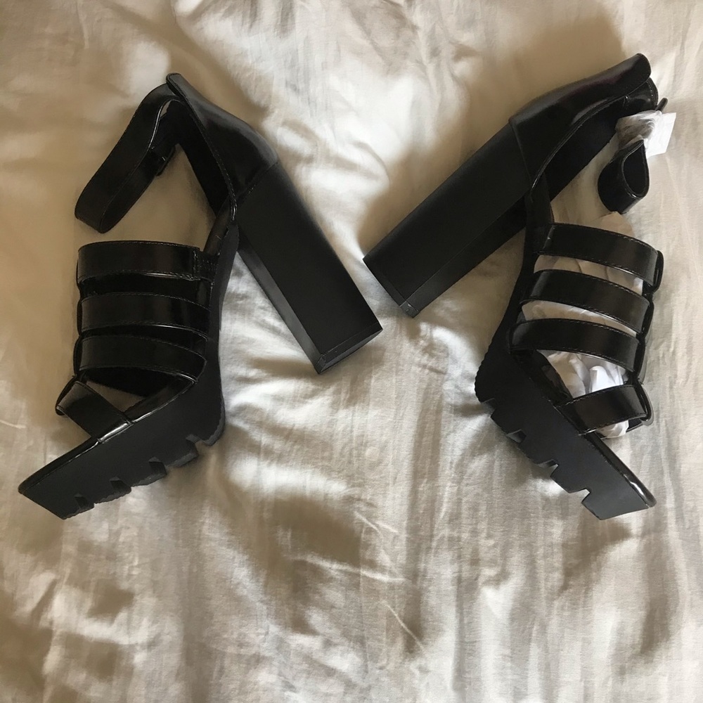Chunky heel - Picture 3 of 6